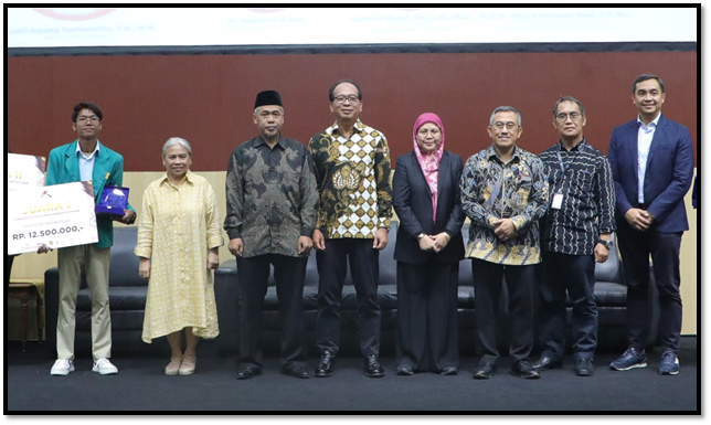 DELEGASI FAKULTAS HUKUM USK RAIH JUARA 1 DALAM LOMBA KARYA TULIS ILMIAH HUKUM BERBASIS PUTUSAN MAHKAMAH AGUNG (lokaliMA) Tahun 2024